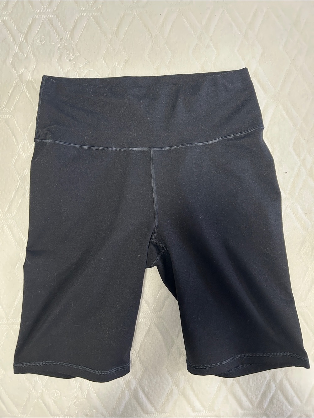 {Fabletics} black high compression powerhold bike shorts